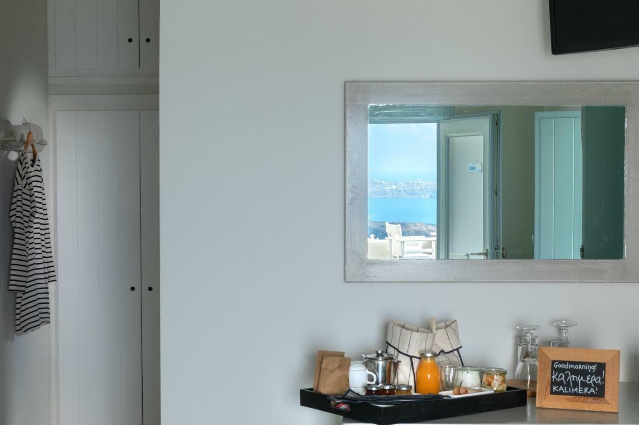 Blue Dolphins Apartments Firostefani Dış mekan fotoğraf